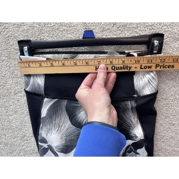 CALIA Leggings Women's‎ XS Black White Floral Mesh Panel 7/8 Tight Fit NEW - Picture 7 of 9